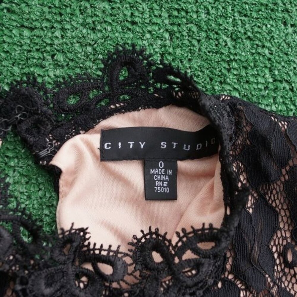 City Studio Black Maxi Dress All over Lace Night Gown Size 0 - Picture 4 of 10